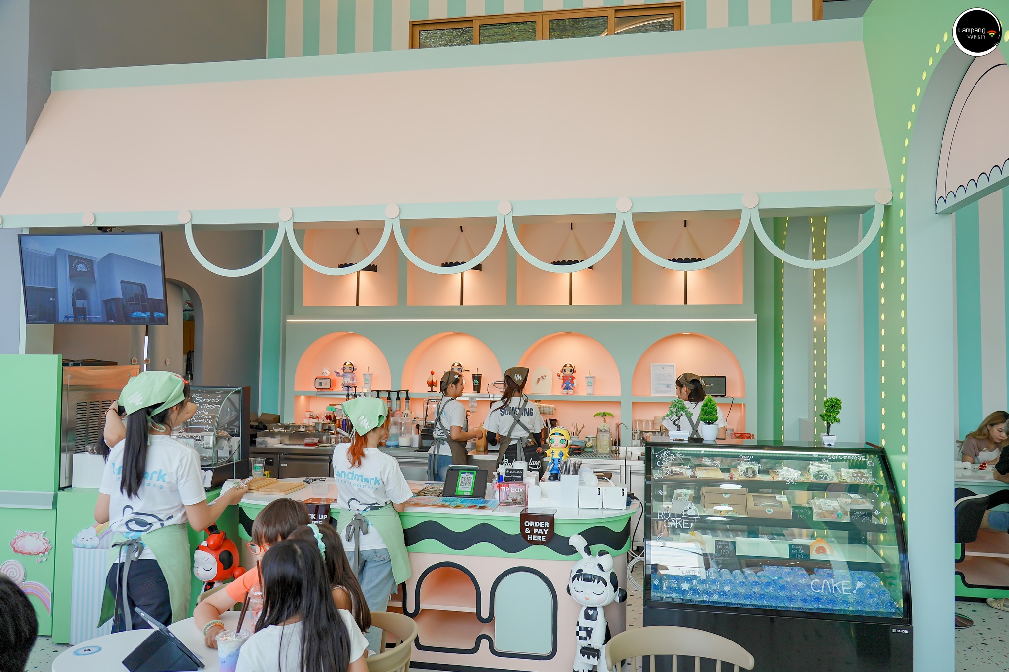 Landmark Cafe' คาเฟ่ลำปาง | ร้านกาแฟ ลำปาง ถ่ายรูปสวย บ่อแฮ้ว
